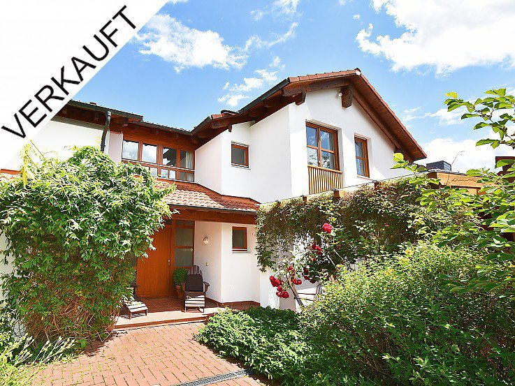 Foto Sonnenverwöhntes Split-LevelHaus in Dornholzhausen