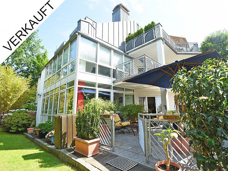 Foto Königstein: 3,5-Zimmer-Wohnung mit großer Terrasse, Garten und Blick