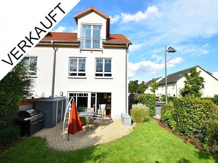 Foto Ideal für Familien: Geräumiges Reiheneckhaus am Riedberg/Frankfurt