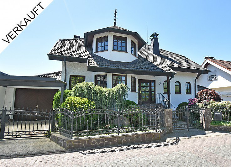 Foto Sonnenverwöhntes Haus in Obertshausen-Hausen