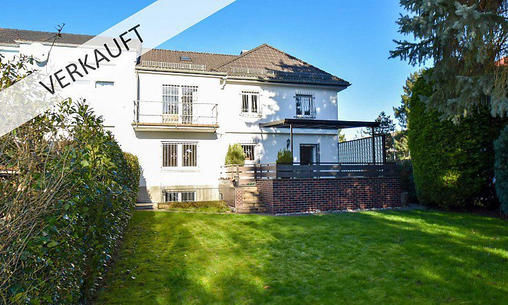 Foto Zweifamilienhaus mit einzigartigem Garten und gro�em Potenzial