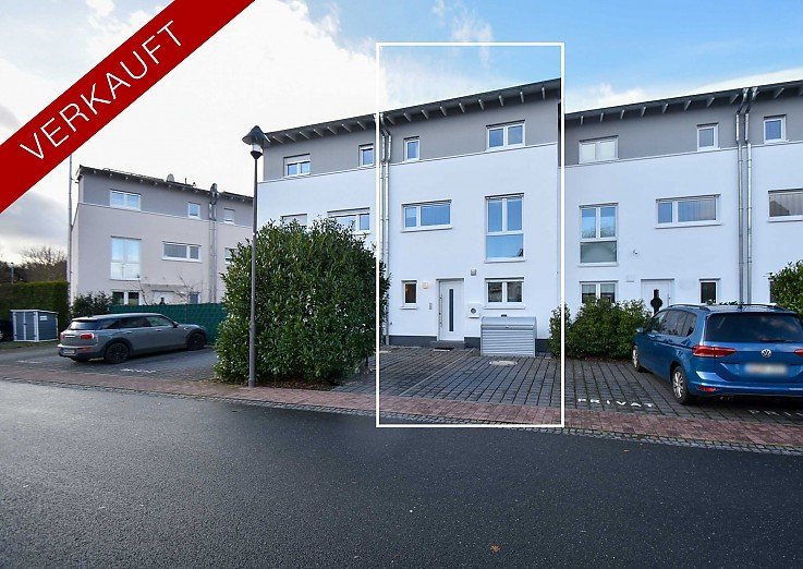 Foto Modernes Reihenmittelhaus in Stadtn�he