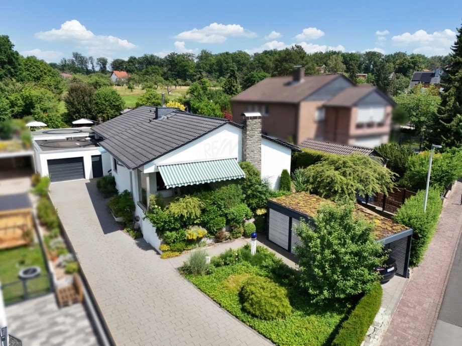 Hausansicht Einfamilienhaus Friedrichsdorf / K�ppern