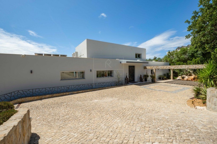 SIRPT_81671_0001 Villa Valados