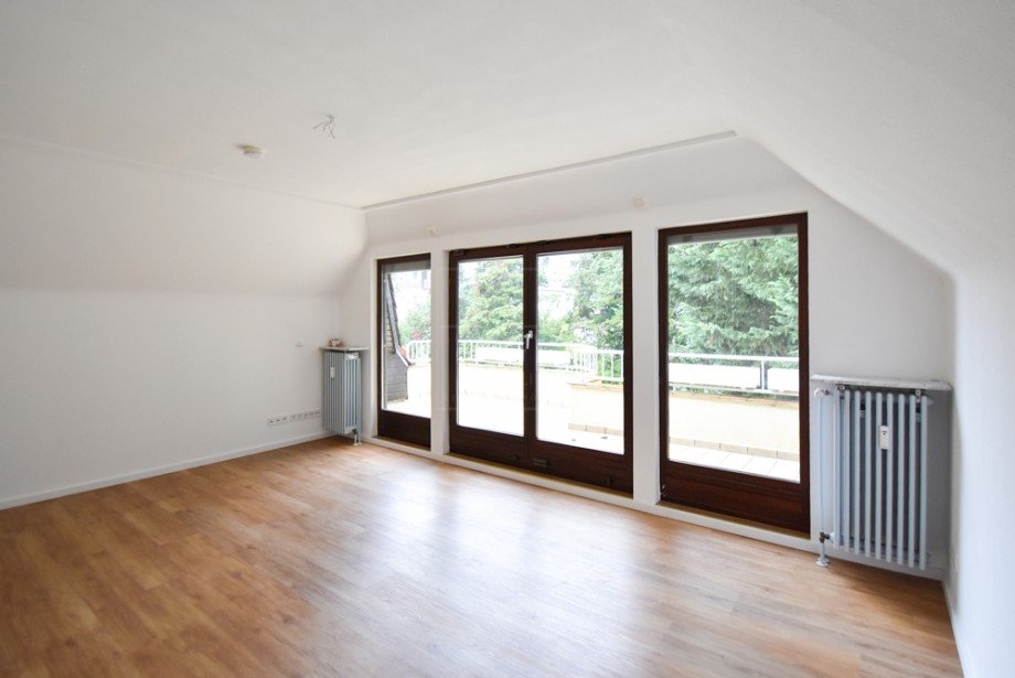 Wohnzimmer Dachgeschosswohnung Bad Homburg vor der H�he