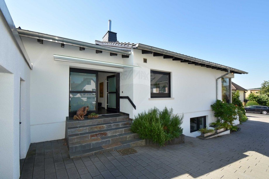 Hausansicht Einfamilienhaus Friedrichsdorf / K�ppern
