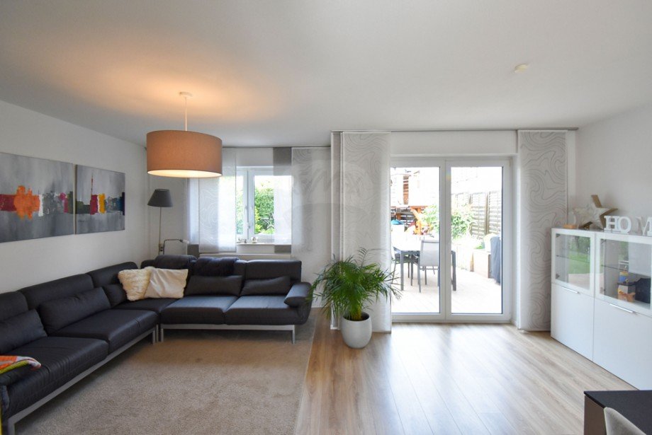 Wohnzimmer Doppelhaush�lfte Friedrichsdorf