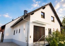 Hauptbild Großzügiges Einfamilienhaus in begehrter Wohnlage von Sulzbach (Taunus)