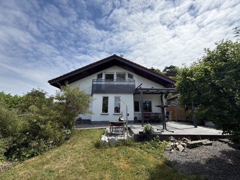 Au�enansicht Wehrheim / Pfaffenwiesbach Einfamilienhaus RESERVIERT - Wohnen am Waldrand
