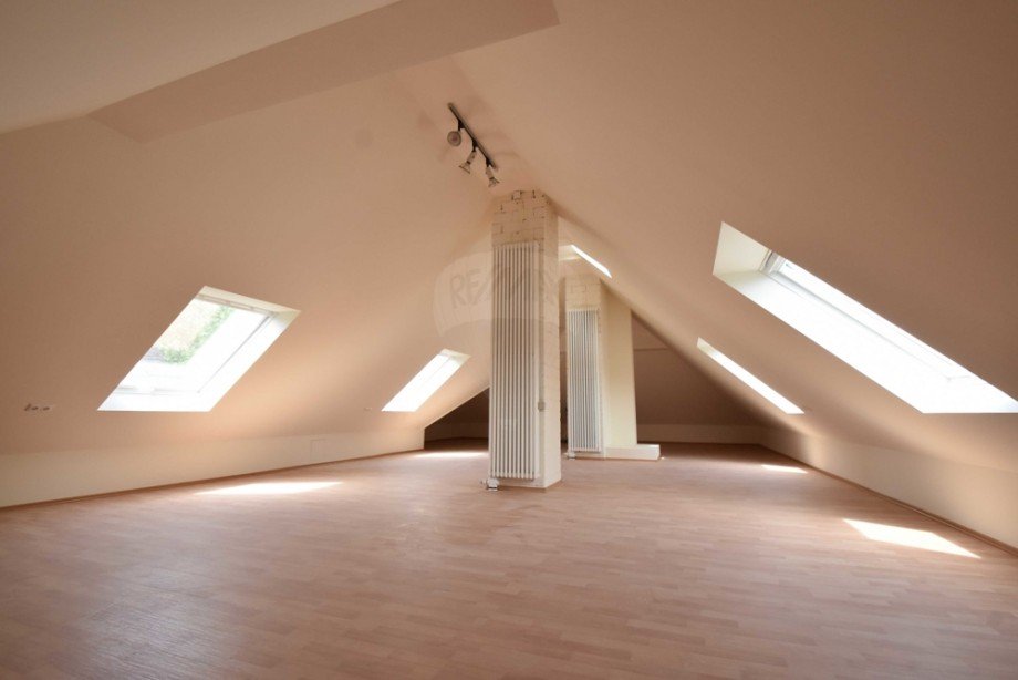 Ausgebautes DG (�ber Klapptreppe erreichbar) Einfamilienhaus Bad Homburg vor der H�he