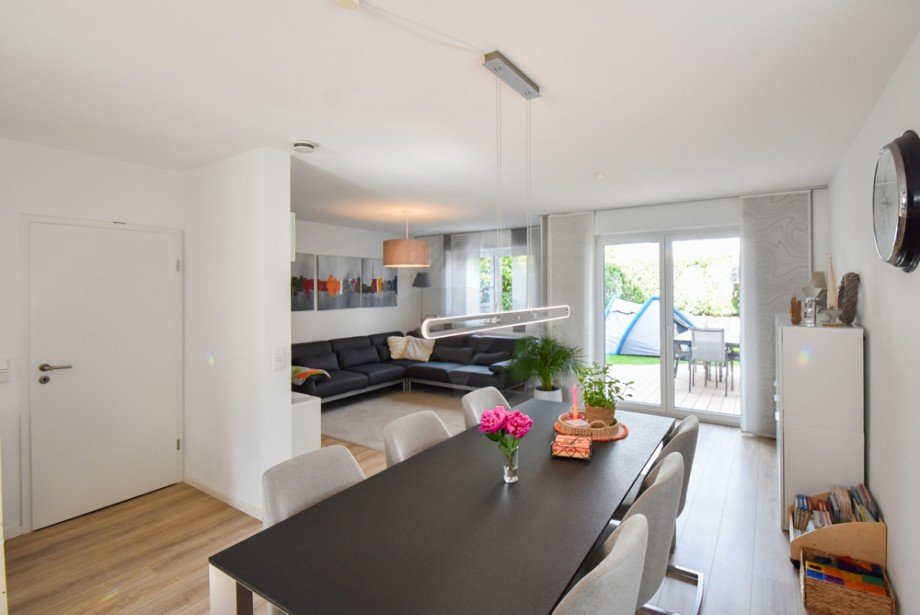 K�che, Wohnzimmer Doppelhaush�lfte Friedrichsdorf