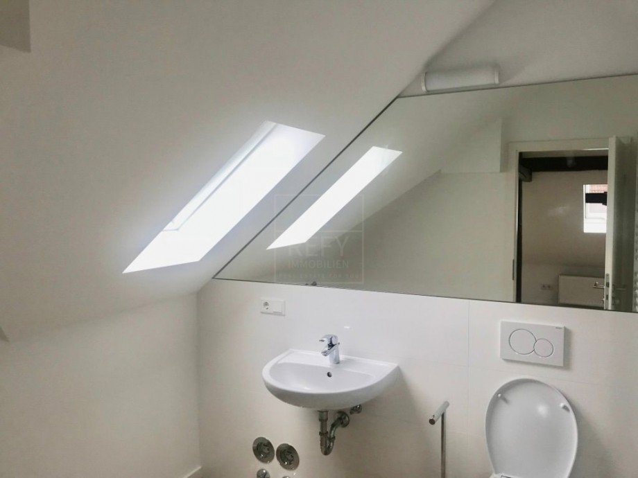Bad Dachgeschosswohnung Friedrichsdorf
