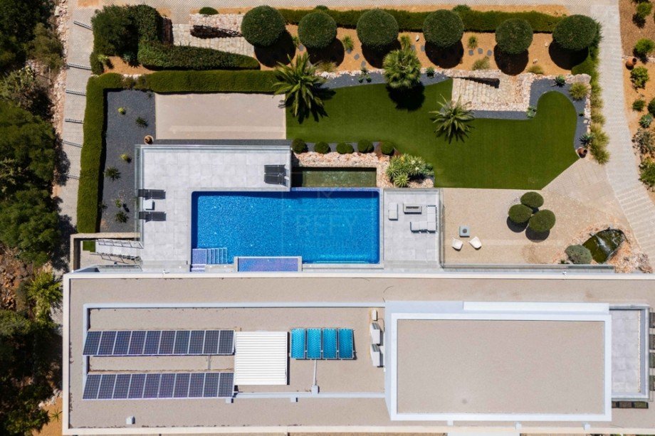 SIRPT_81671_0066 Villa Valados