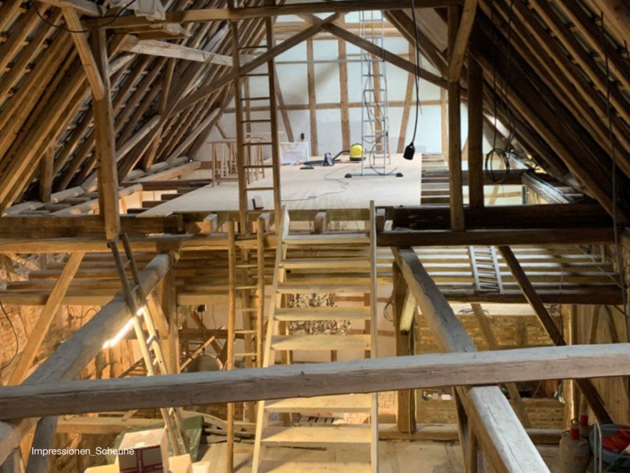 Scheune Mehrfamilienhaus Friedrichsdorf / Burgholzhausen vor der H�he