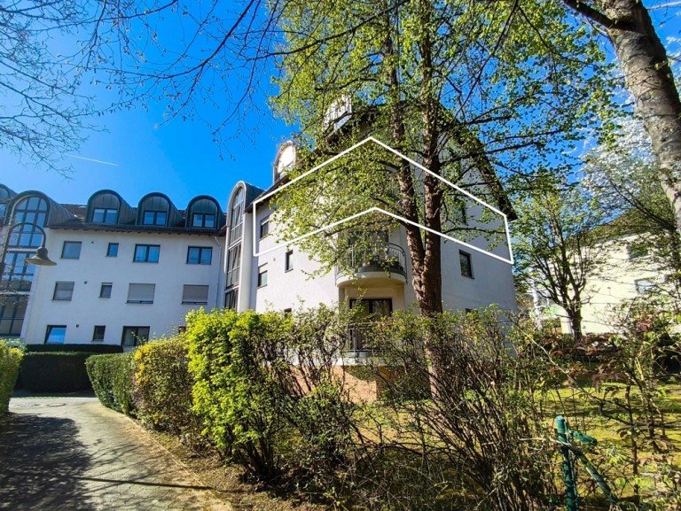 Hausansicht Bad Homburg vor der H�he / Kirdorf Etagenwohnung Helle 3-Zimmer-Wohnung mit zwei Balkonen in ruhiger Lage von Bad Homburg /Kirdorf