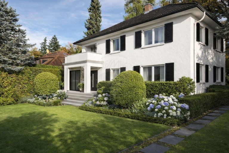 Digitale Visualisierung-So k�nnte Ihre Fassade aussehen Bad Homburg vor der H�he / Kirdorf Einfamilienhaus Grundst�ck mit Bestandsimmobilie im Bad Homburg / Hardtwald